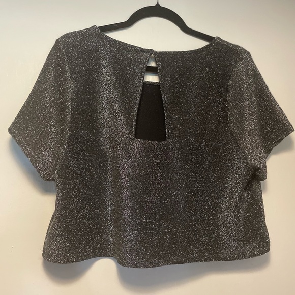 Torrid Sparkly Crop Top Size 1 - Picture 10 of 11